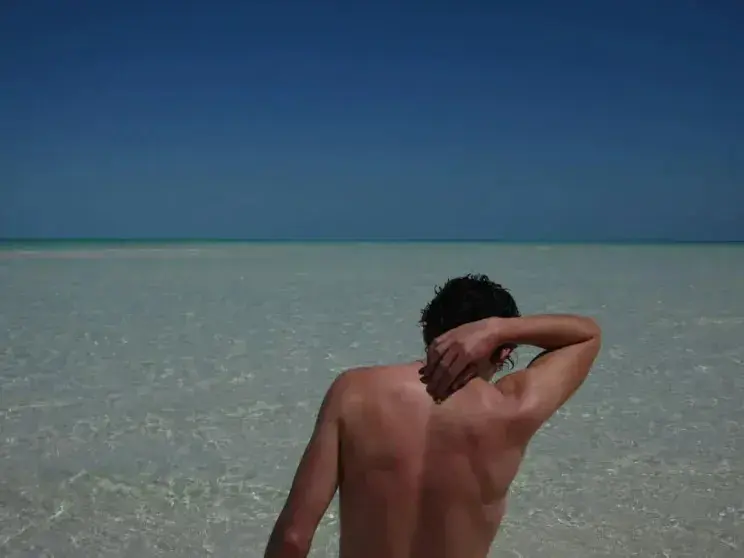 Кайли Дженнер и Тимоти Шаламе отдыхают на уединённом острове