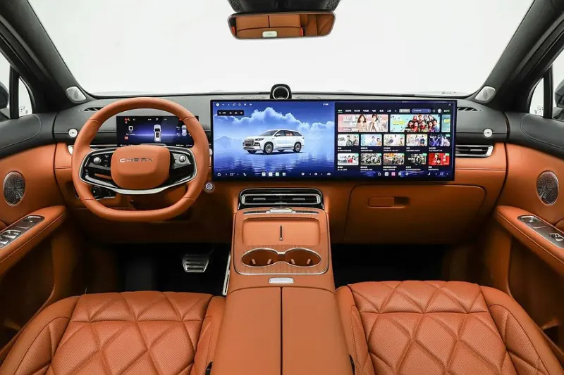 Chery показала обновленный кроссовер Tiggo 9 с новым лицом и салоном