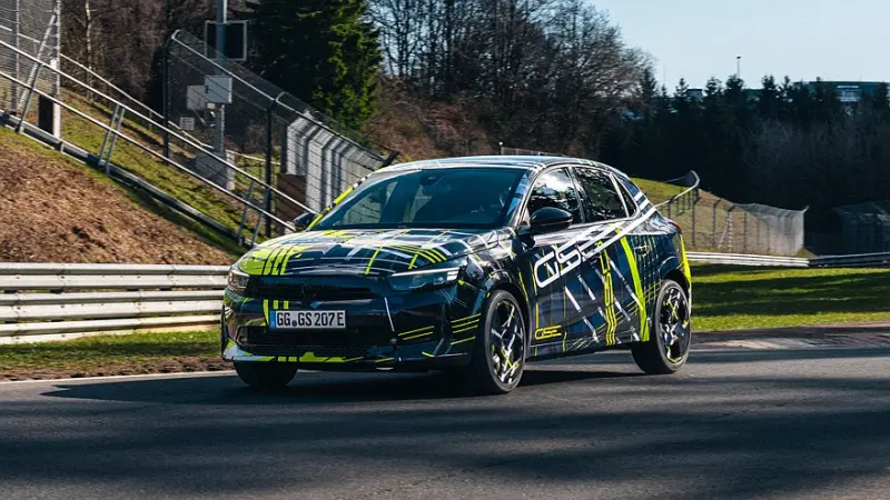 Opel Corsa GSE: «горячий» электромобиль выйдет на сцену в 2026 году