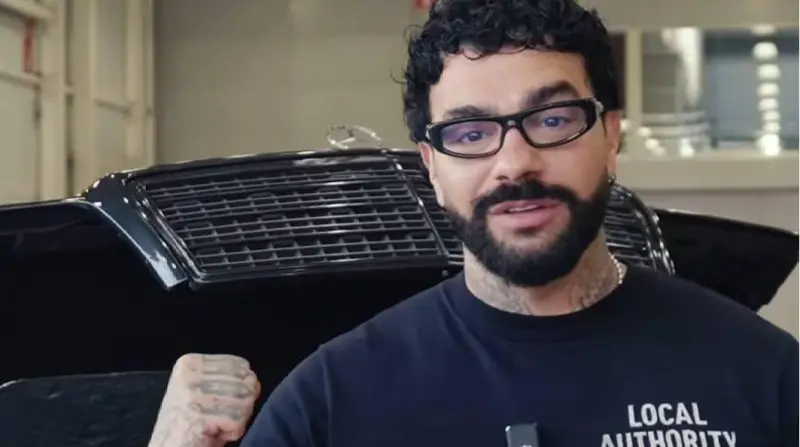 Жемчужина коллекции: Тимати показал редчайший Mercedes-Benz W124 AMG с пробегом 2800 км