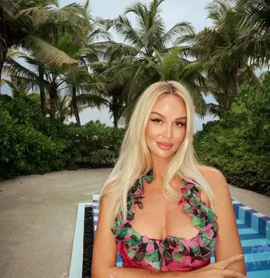 Виктория Лопырёва вернулась в Россию с сыном и рассказала о его успехах