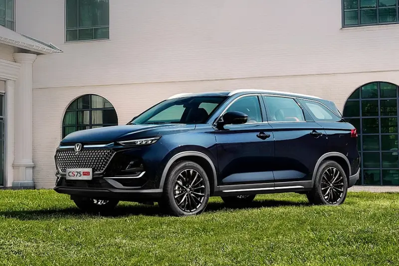 Changan CS75 Pro: семиместный паркетник с турбомотором выходит на российский рынок