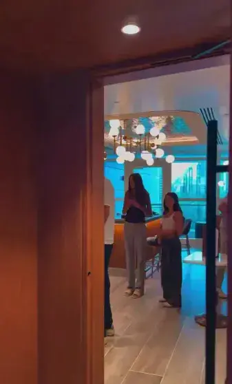 Кристина Орбакайте устроила дочери необычный праздник в Майами