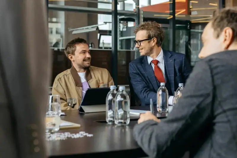 Смех сквозь быт: новые российские комедии, которые стоит посмотреть