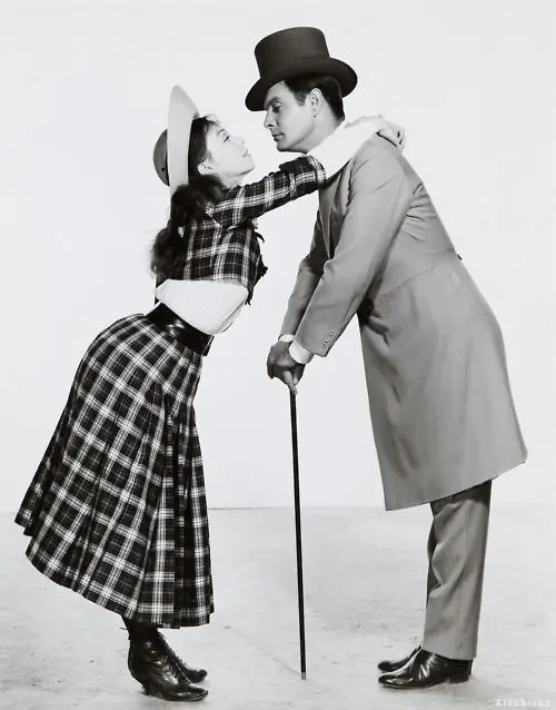 Сесил Битон: Мастер, подаривший Одри Хепберн её волшебный стиль