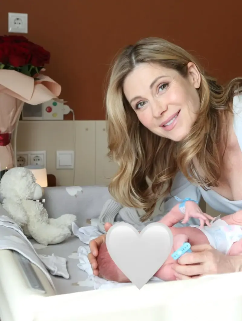 Анна Невская стала мамой в 49 лет