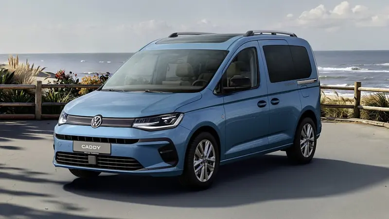 Volkswagen Caddy готовит второй рестайлинг: показан новый дизайн перед летним стартом продаж