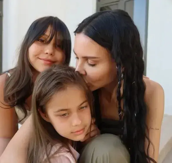 «Как больно и горько»: Оксана Самойлова прокомментировала развод с Джиганом