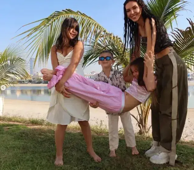 «Как больно и горько»: Оксана Самойлова прокомментировала развод с Джиганом