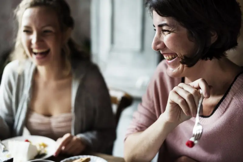 Кто такой экстравертный интроверт: 6 признаков и советы по балансу