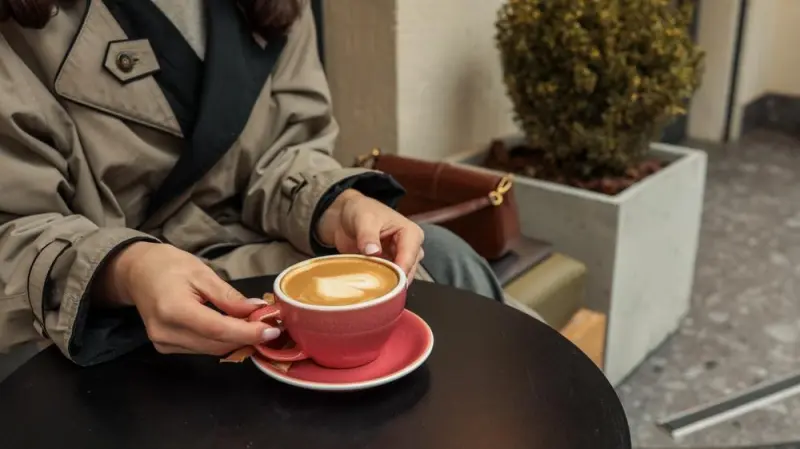 Кто такой экстравертный интроверт: 6 признаков и советы по балансу