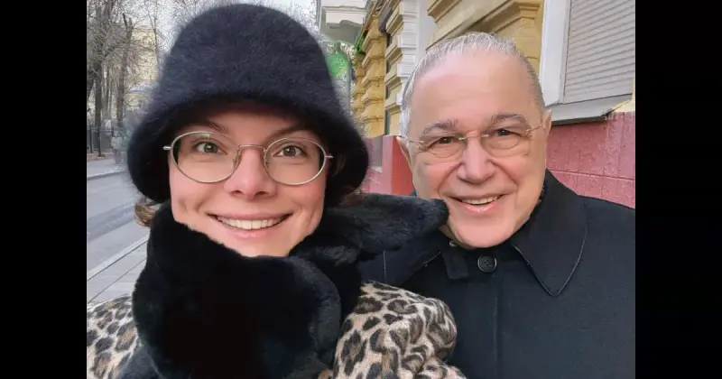 Редкий кадр: Татьяна Брухунова показала Петросяна с дочкой