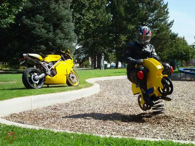 12 доказательств того, что мужчины — это большие дети