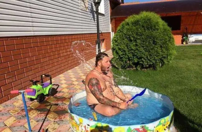 12 доказательств того, что мужчины — это большие дети