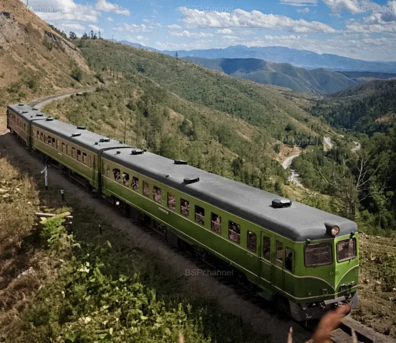 Как осваивали Сахалин: жизнь Южно-Сахалинска на цветных снимках середины XX века