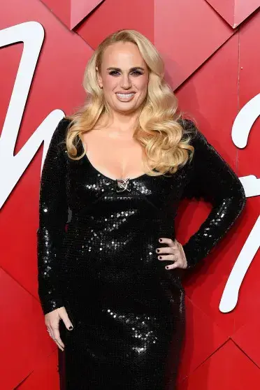 Ребел Уилсон втянула в свой скандал миллиардера Блаватника, напомнив о его связях с Эпштейном