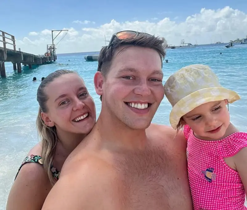 Дом на волнах: как британская семья растит ребёнка на круизном лайнере