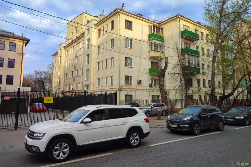 Замоскворечье: от бурятских барельефов до небоскребов