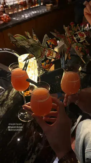 Аврора Киба в Китае с новым возлюбленным: фото из роскошного путешествия