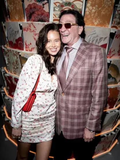 Аврора Киба в Китае с новым возлюбленным: фото из роскошного путешествия