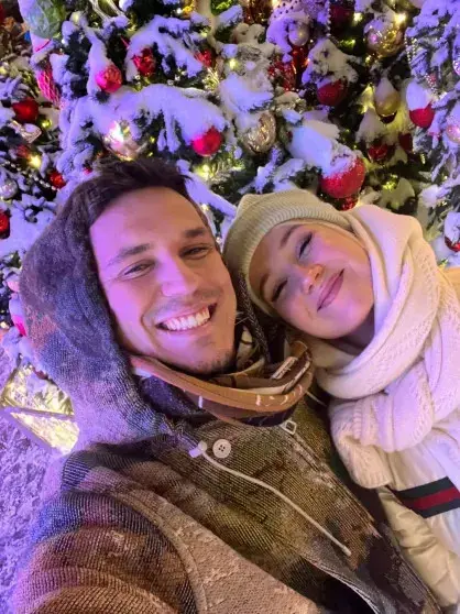 Клава Кока выходит замуж: история любви и фото с пляжной помолвки