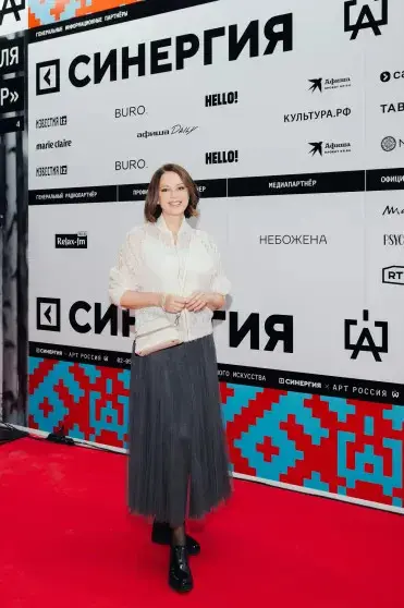 Кто из звёзд пришёл на открытие ярмарки "Арт Россия"