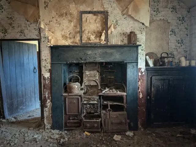 Застывшее время: величественная и меланхоличная атмосфера заброшек