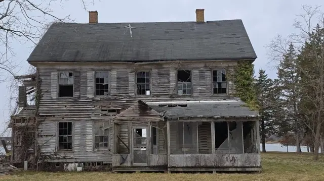 Застывшее время: величественная и меланхоличная атмосфера заброшек