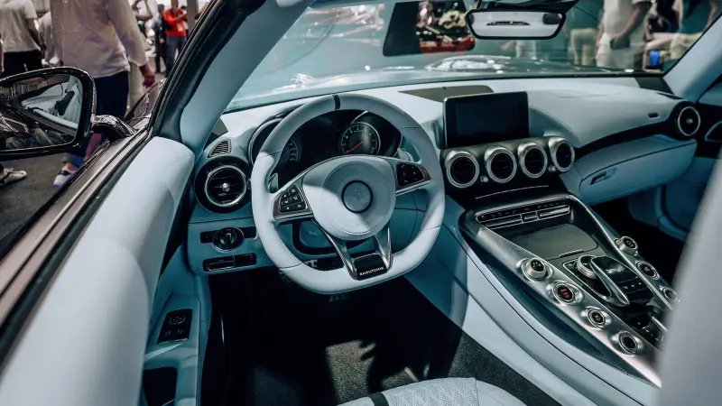 Эксклюзивный родстер Torpedo S: легенда 300 SL в современном обличье