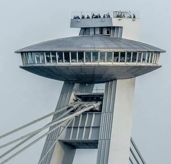 Советский модерн: 15 самых необычных зданий и монументов эпохи Советский модерн: 15 самых необычных зданий и монументов эпохи