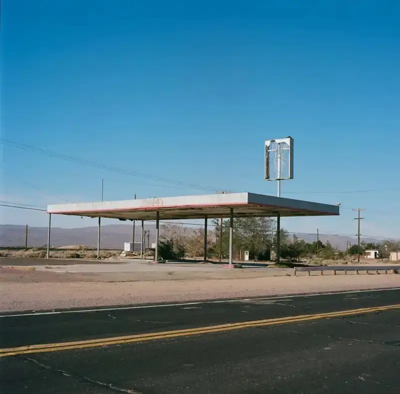 Калифорния в квадрате: Провинциальные пейзажи в объективе Тома Ронка