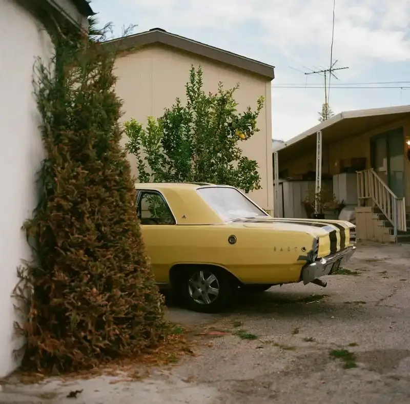 Калифорния в квадрате: Провинциальные пейзажи в объективе Тома Ронка