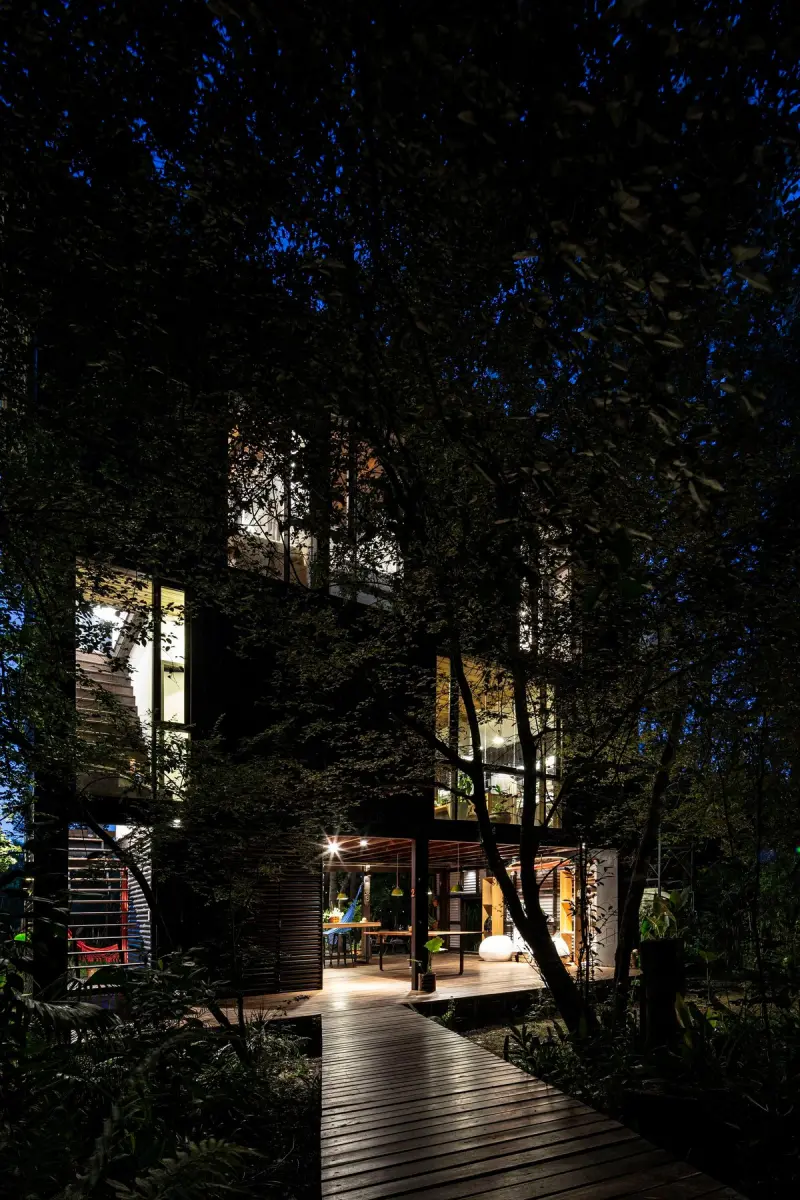 Дом Боу: Архитектурная загадка в сердце дельты Параны