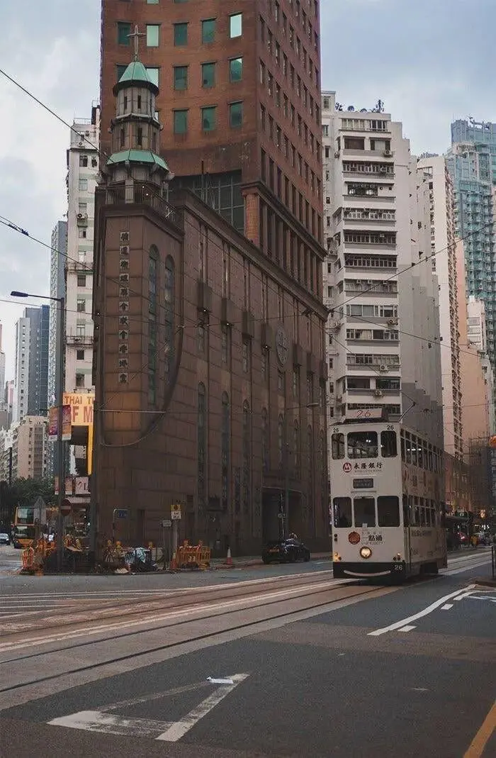 Иллюзии перспективы: 20 фото, которые обманывают ваш мозг