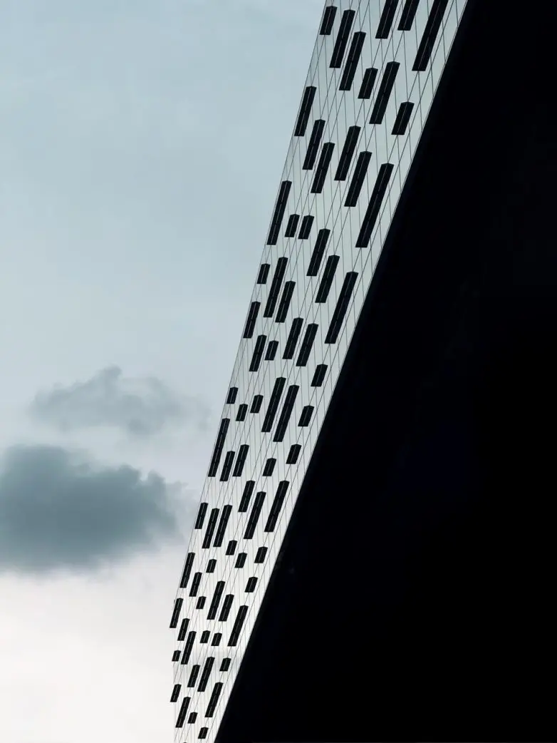 Иллюзии перспективы: 20 фото, которые обманывают ваш мозг