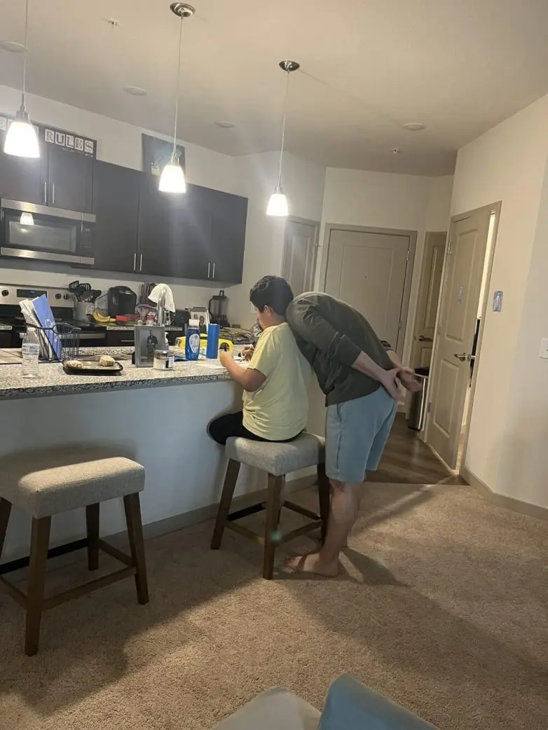 Иллюзии перспективы: 20 фото, которые обманывают ваш мозг