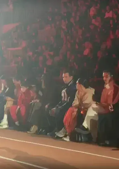 Спортивный шик: звезды на показе Яндекс Маркет Fashion Show в Москве