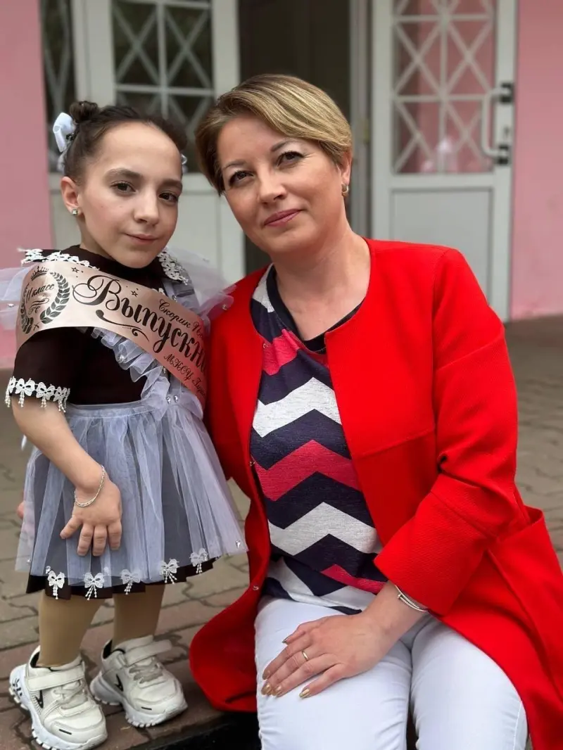 Полина Скорик: Как сложилась жизнь самой маленькой выпускницы России