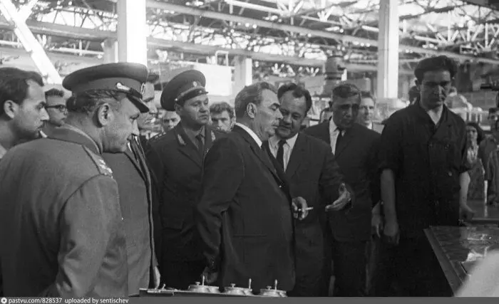 Индустриальные призраки СССР: от «Рафиков» до «Мрии» — что осталось от заводов-гигантов