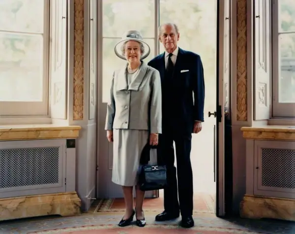 Королева Елизавета II и принц Филипп