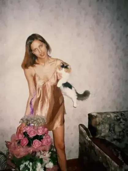 Юность супермодели: Ирина Шейк показала архивные семейные фото