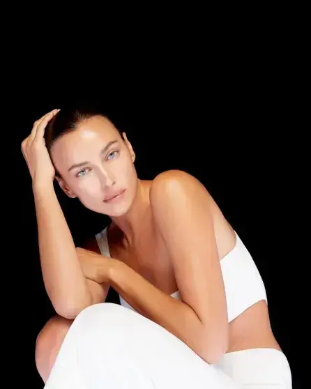 Юность супермодели: Ирина Шейк показала архивные семейные фото