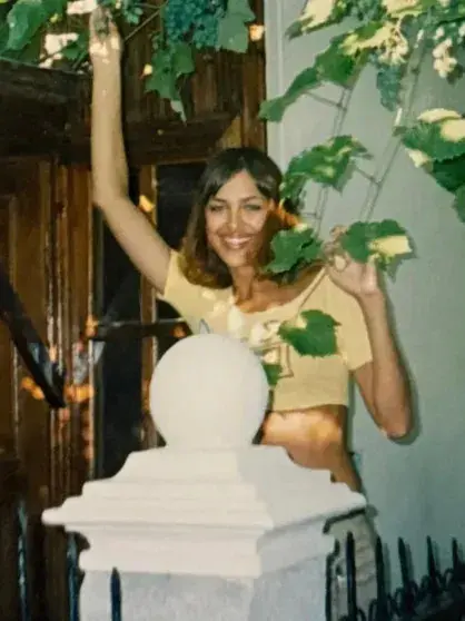 Юность супермодели: Ирина Шейк показала архивные семейные фото