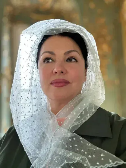 Пасхальные традиции звёзд: как отпраздновали Лопес, Бондарчук и другие селебрити