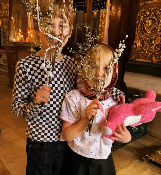 Пасхальные традиции звёзд: как отпраздновали Лопес, Бондарчук и другие селебрити