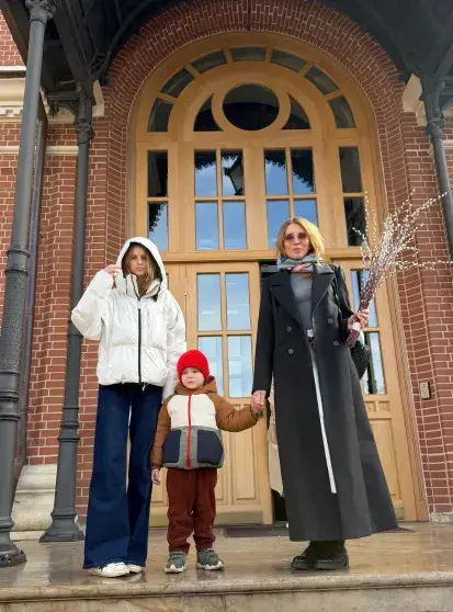 Пасхальные традиции звёзд: как отпраздновали Лопес, Бондарчук и другие селебрити