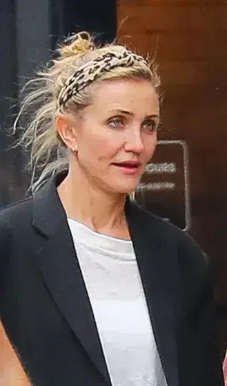 Кэмерон Диас и Бенджи Мэдден наслаждаются семейной прогулкой в Нью-Йорке