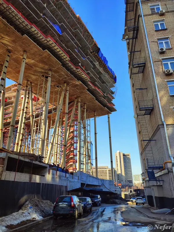 «Небесные виллы» на Бадаевском: как идет стройка самого скандального проекта Москвы