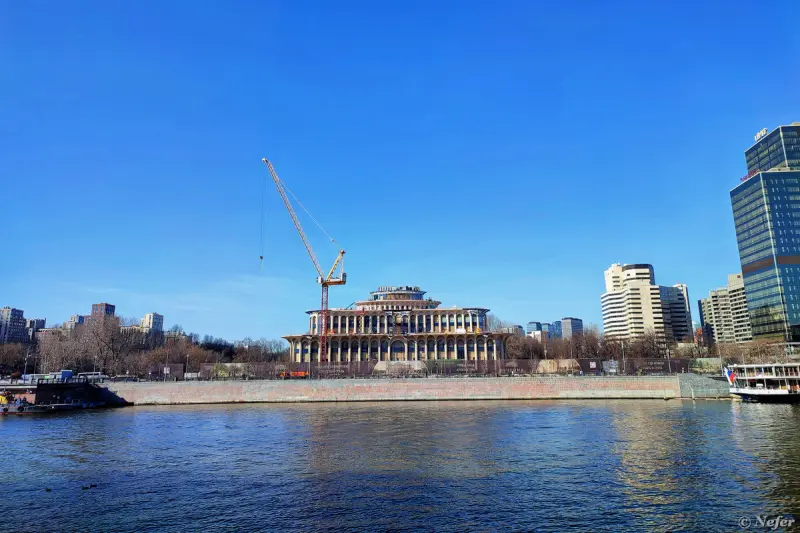 «Небесные виллы» на Бадаевском: как идет стройка самого скандального проекта Москвы