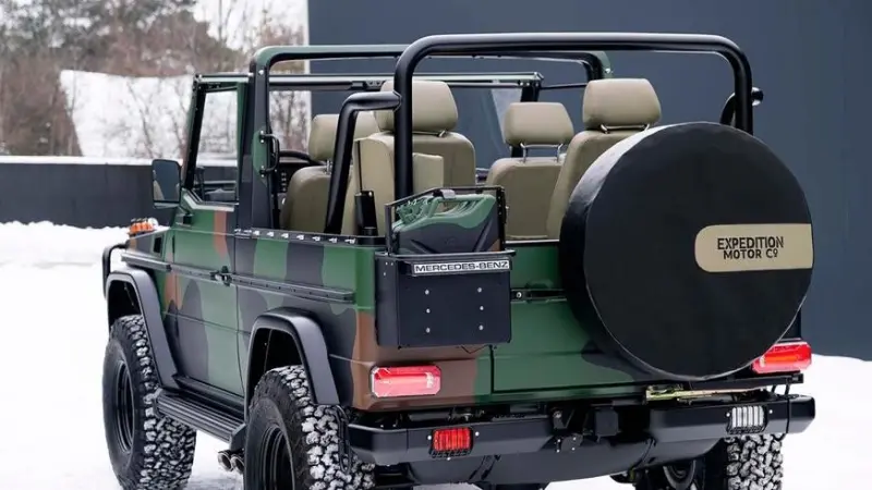 Деревянные вставки в салоне